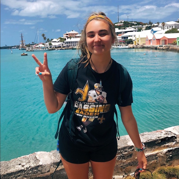 Meet your Posher, Julia - Picture 1 of 1